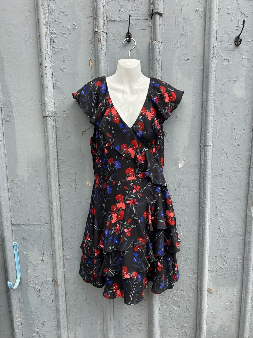 Parker ruffle front floral dress, Approx Size M